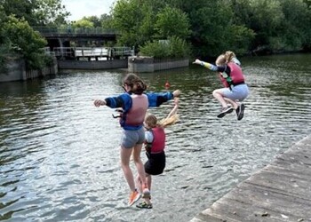 Year 5 at Thames Young Mariners